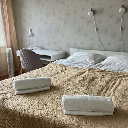 Stuudio 17 Appartement Kuressaare Buitenkant foto