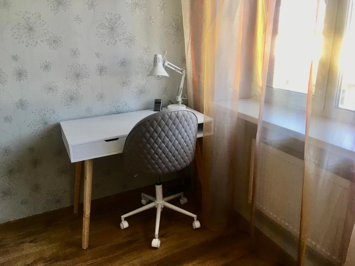 Stuudio 17 Appartement Kuressaare Buitenkant foto