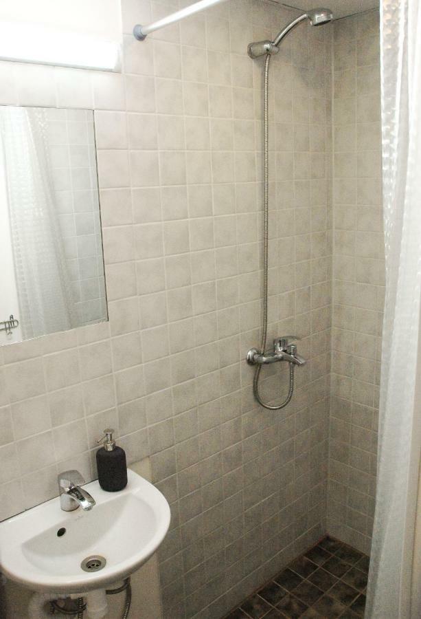 Stuudio 17 Appartement Kuressaare Buitenkant foto