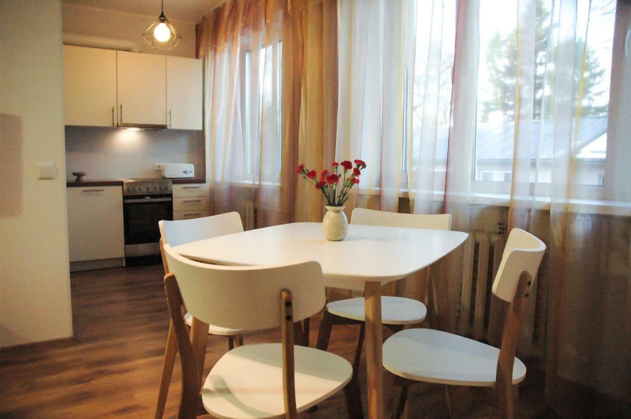 Stuudio 17 Appartement Kuressaare Buitenkant foto