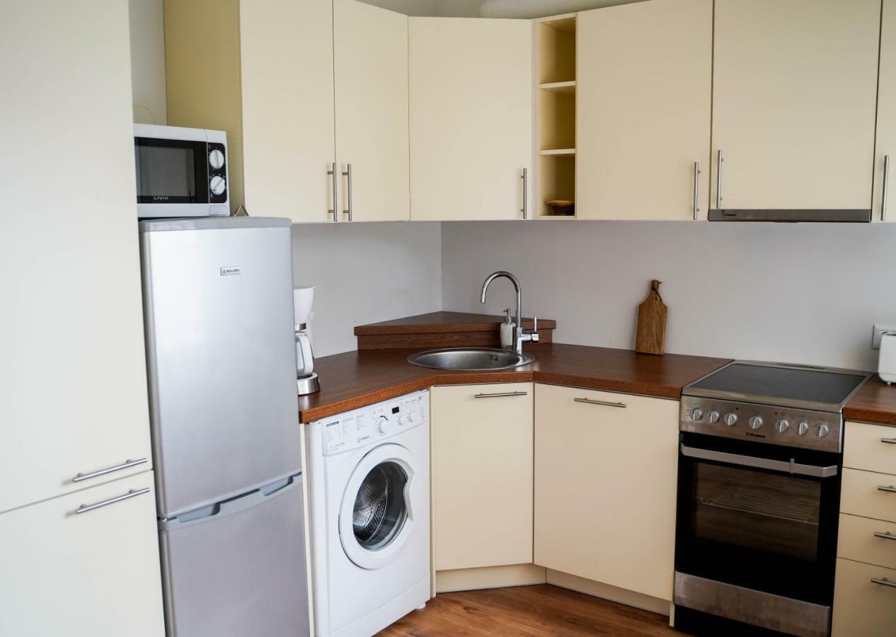 Stuudio 17 Appartement Kuressaare Buitenkant foto